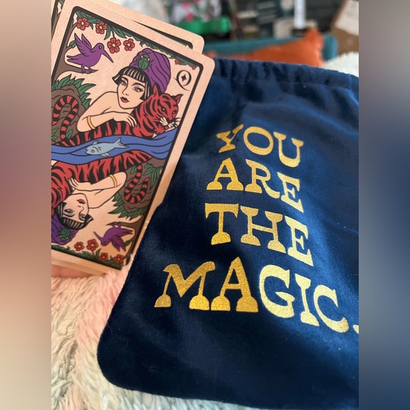 🔮Live flyer! 🔮 share show!
every $15 spent gets you in buyers appresh! - Picture 10 of 11